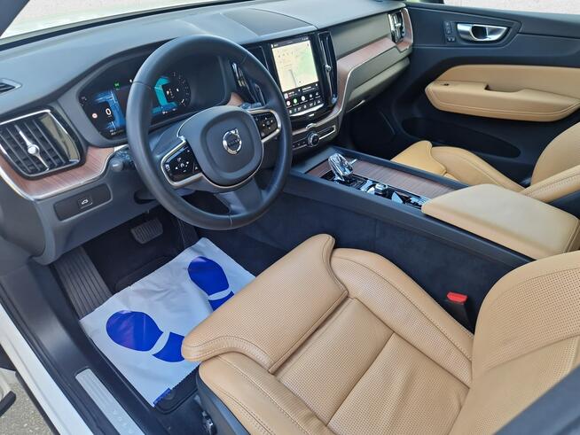 Volvo XC 60 B4 D AWD Plus Dark! Z Polskiego Salonu! Faktura VAT!