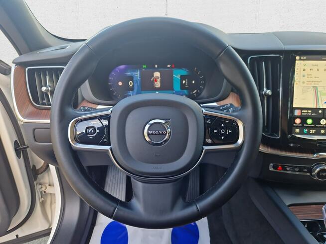 Volvo XC 60 B4 D AWD Plus Dark! Z Polskiego Salonu! Faktura VAT!