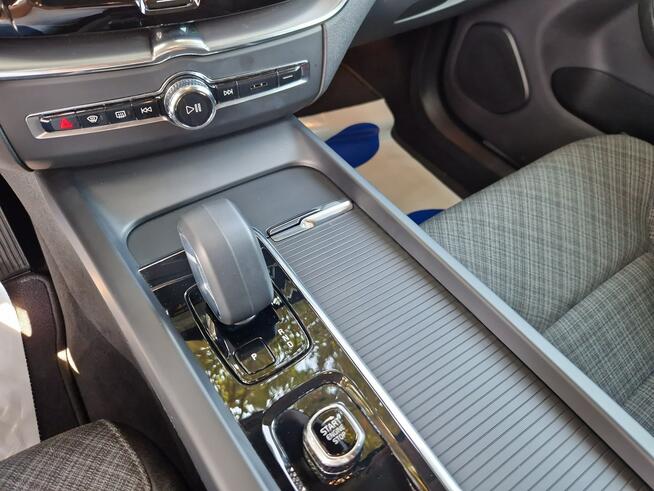 Volvo XC 60 B4 B Core ! Z Polskiego Salonu ! Faktura Vat !