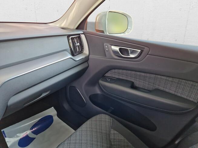 Volvo XC 60 B4 B Core ! Z Polskiego Salonu ! Faktura Vat !