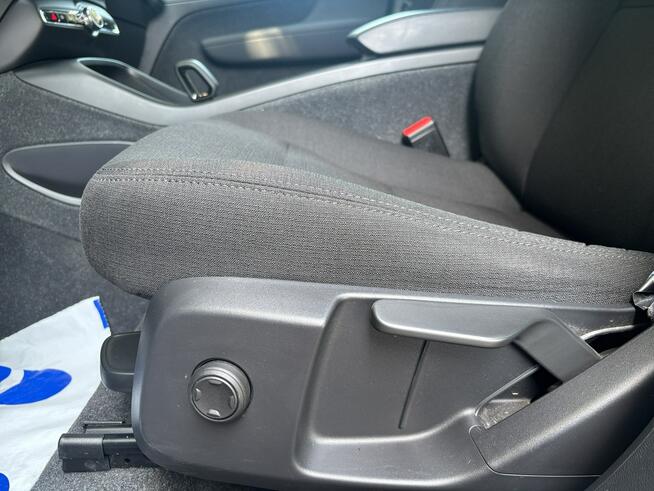 Volvo XC 40 B3 Essential! Z Polskiego Salonu! Faktura VAT!