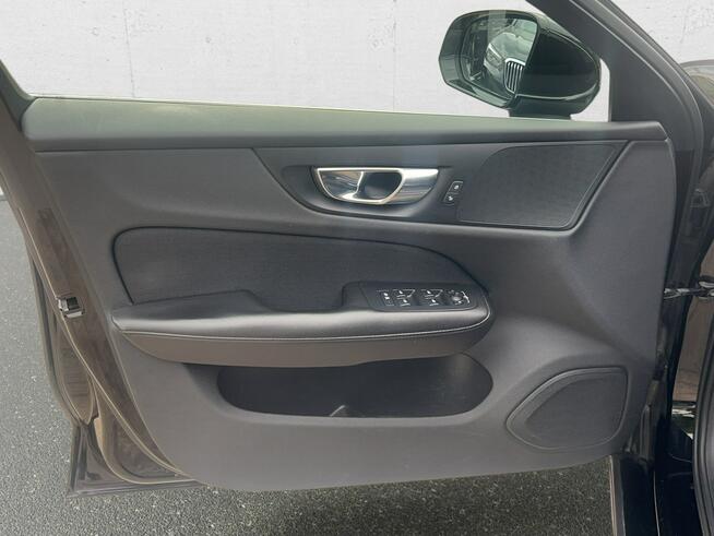 Volvo V60 D4 Momentum Pro! Z Polskiego Salonu! Faktura VAT!