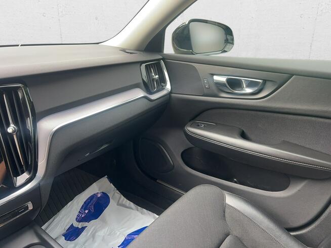 Volvo V60 D4 Momentum Pro! Z Polskiego Salonu! Faktura VAT!