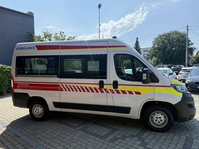 Fiat Ducato Ambulans Rampa