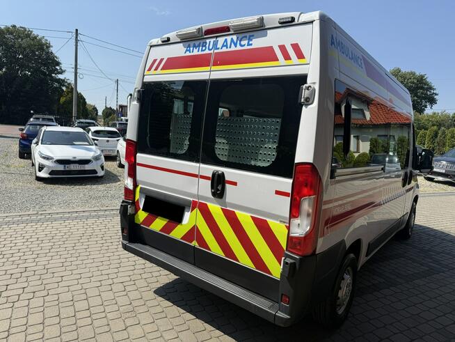 Fiat Ducato Ambulans Rampa