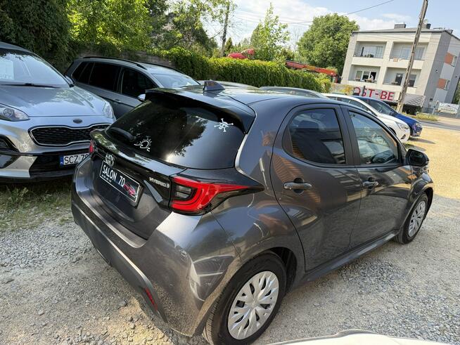 Toyota Yaris 1.5 Hybryda Kamera Cofania Stan BardzoDobry Climatronic Zarejestrowany