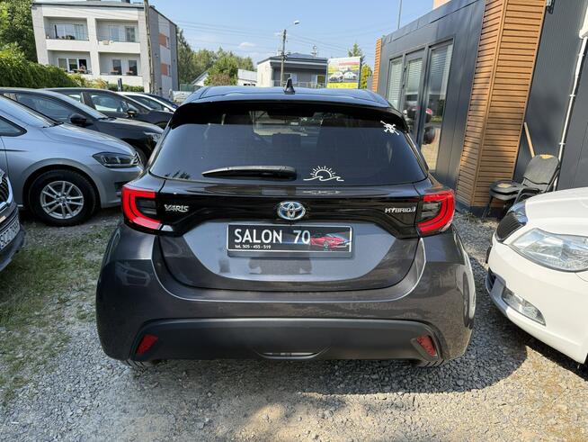 Toyota Yaris 1.5 Hybryda Kamera Cofania Stan BardzoDobry Climatronic Zarejestrowany