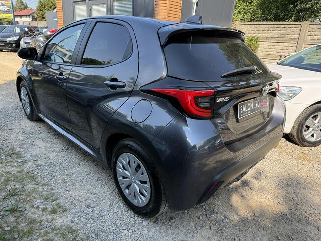 Toyota Yaris 1.5 Hybryda Kamera Cofania Stan BardzoDobry Climatronic Zarejestrowany