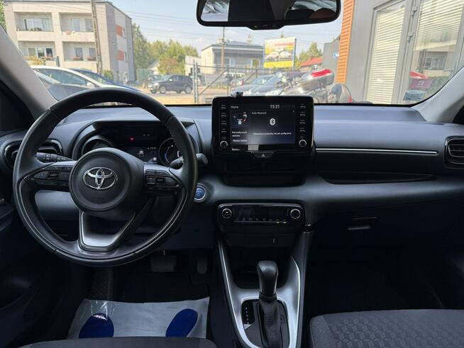 Toyota Yaris 1.5 Hybryda Kamera Cofania Stan BardzoDobry Climatronic Zarejestrowany