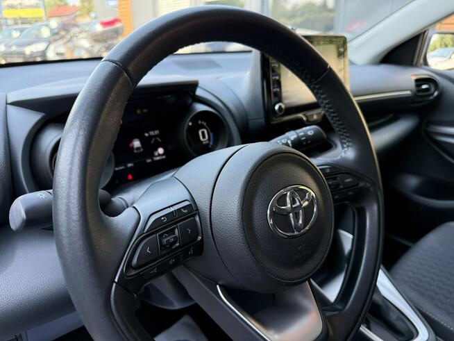 Toyota Yaris 1.5 Hybryda Kamera Cofania Stan BardzoDobry Climatronic Zarejestrowany