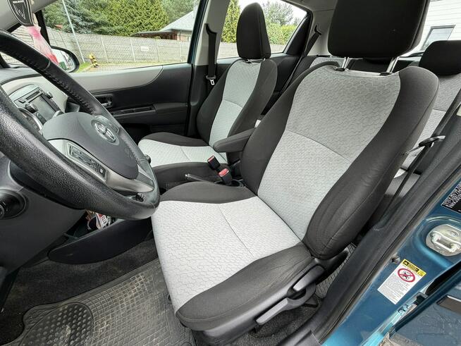 Toyota Yaris 1.33i 99KM Soll/Nawigacja/Kamera cofania/Dach Panoramiczny/SalonPL/Alu