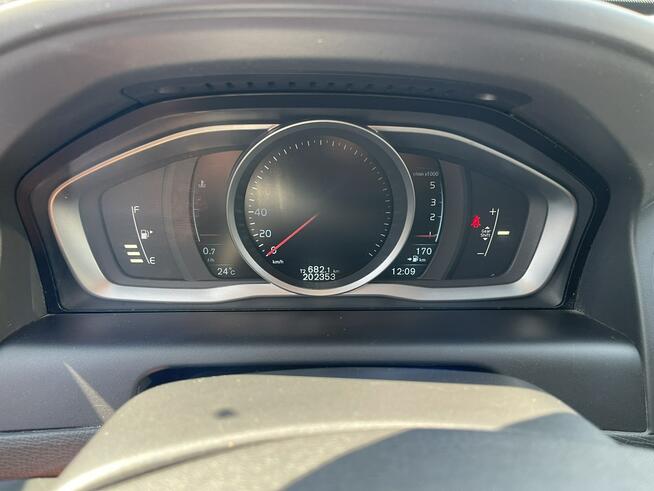 Volvo XC 60 D4 AWD Automat Skóra Pamięć Podgrzewanie HAK