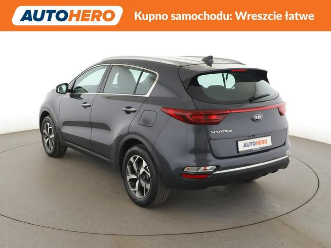 Kia Sportage klima navi kamera manual niski przebieg