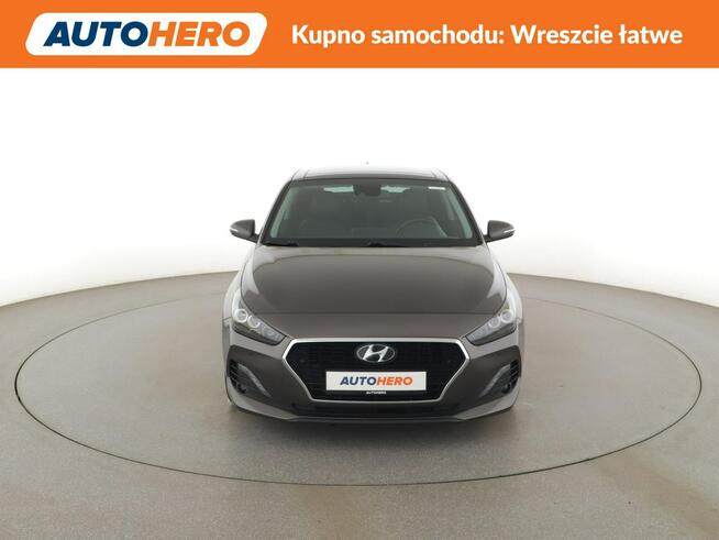 Hyundai i30 automat 140KM panorama skóra navi kamera hak grzane+wentyl. fotele tem