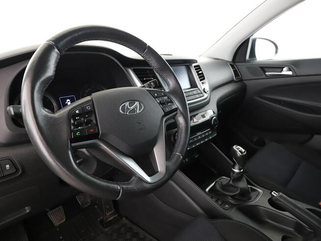 Hyundai Tucson navi auto klima grzane fotele manual pdc