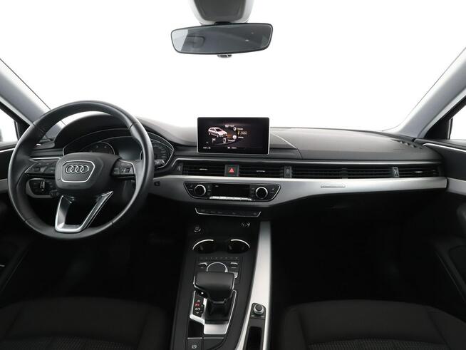 Audi A4 4x4 S-Tronic klima auto (3 strefy) ACC asystenci czujniki parkowania n