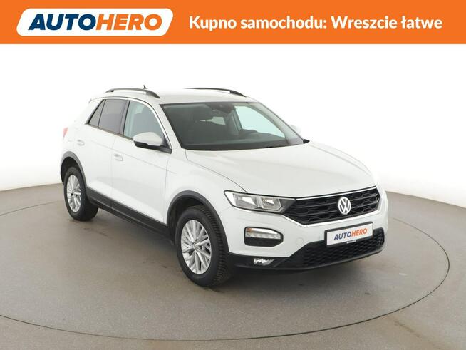 Volkswagen T-Roc navi klima auto grzane fotele czujniki parkowania