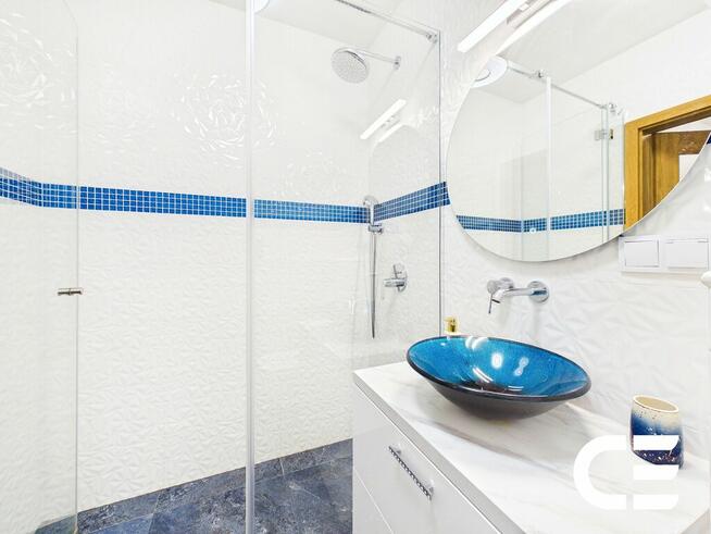 3 pokoje | 69,78 m² | 2 balkony | garaż i miejsce