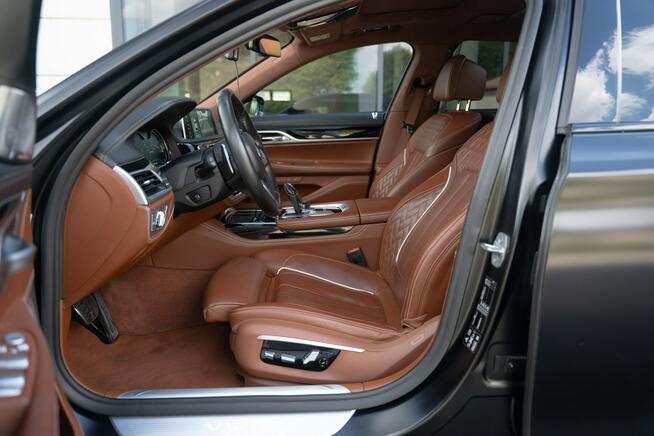 BMW M760 V12|Executive Lounge Bowers&Wilkins|Laser
