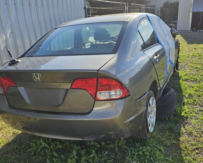 Sprzedam Honda Civic 2007r. uszkodzona