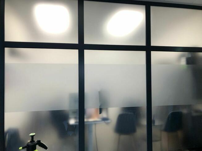 Oklejanie witryn i inne Window film applying wrapping