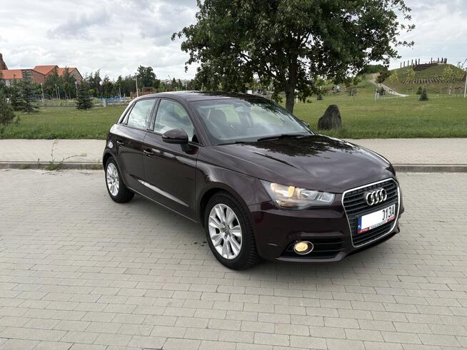 Audi A1 sportback 1.6tdi rok 2012 zarejsetrowany 5 drzwi