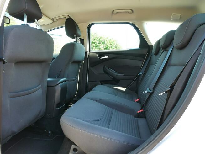 Ford Focus 1.0 E-Bst 125KM Kombi +Pak zima -Nowy rozrząd kpl -Sync -2xKlimatr