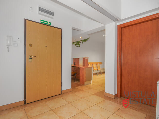 Lokal użytkowy przystosowany pod NZOZ |Taras 25 m2