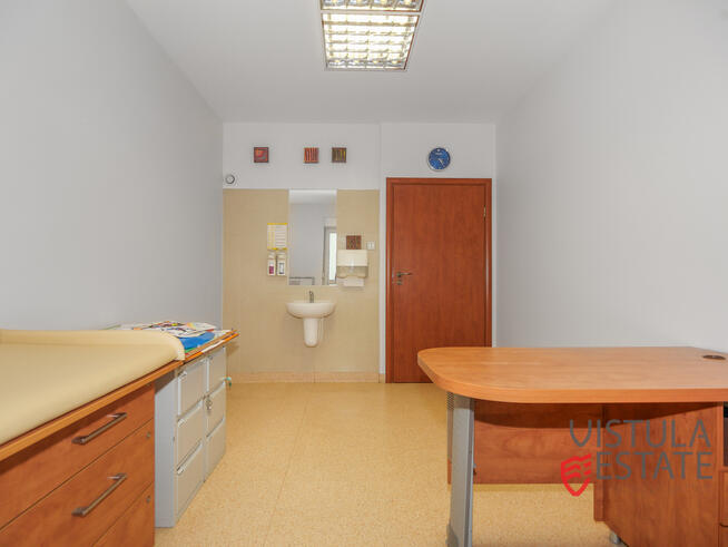 Lokal użytkowy przystosowany pod NZOZ |Taras 25 m2