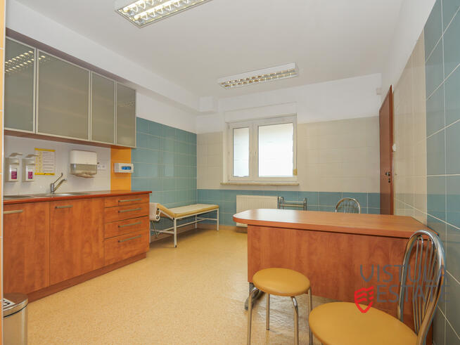 Lokal użytkowy przystosowany pod NZOZ |Taras 25 m2