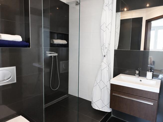 Jasne 46 m² z balkonem blisko centrum Wrocławia