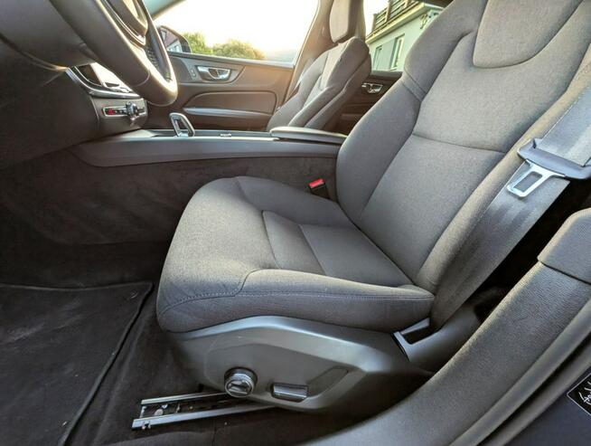 Volvo V60 2.0 diesel, kamera cofania