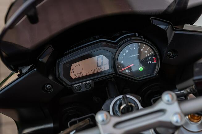 Yamaha FZ 1 S FAZER 1000 2010Raty Transport MegaZadbana Piękny Stan HISTORIA ASO