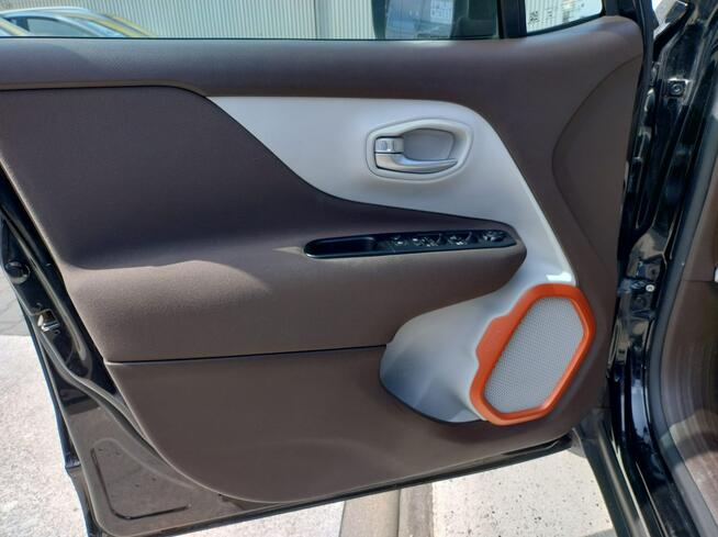 Jeep Renegade LONGITUDE, Salonowy, Bezwypadkowy, Bardzo zadbany i w ASO serwisowany