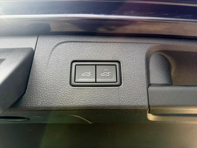 Volkswagen Passat COMFORTLINE nawi SKÓRA panorama ACC grzane fotele parktronik