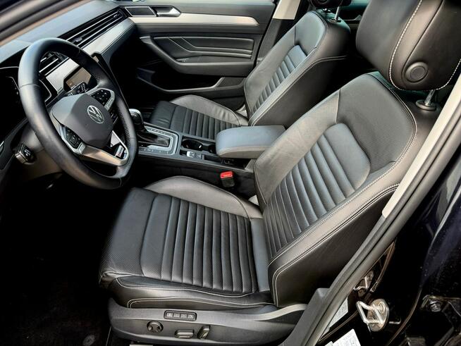 Volkswagen Passat COMFORTLINE nawi SKÓRA panorama ACC grzane fotele parktronik