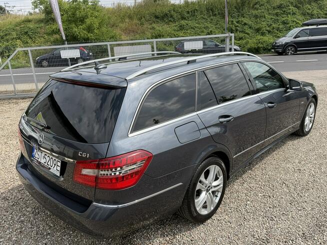 Mercedes E 200