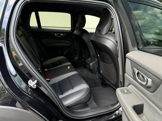 Volvo V60 Cross Country 2.0d 197KM AWD Bezwypadkowy B4 Plus Dark Serwis ASO