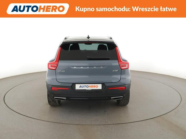 Volvo XC 40 R-Design automat 150KM 4x4 navi kamera hak LED panorama