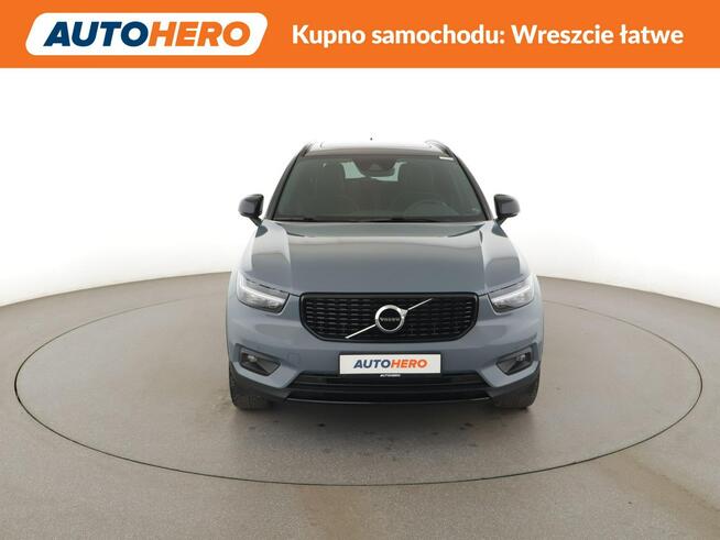 Volvo XC 40 R-Design automat 150KM 4x4 navi kamera hak LED panorama