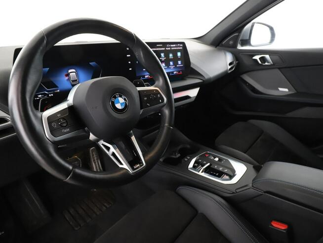 BMW 120 M Sport automat mHEV alcantara navi kamera ACC HarmanKardon grzane fot