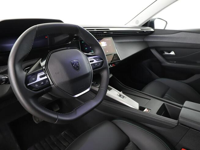 Peugeot 308 Allure automat mHEV 136KM navi grzane fotele LED półskóra PDC