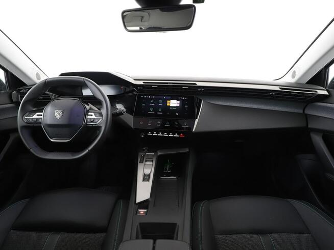 Peugeot 308 Allure automat mHEV 136KM navi grzane fotele LED półskóra PDC