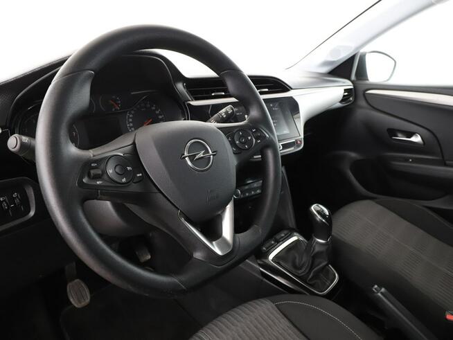 Opel Corsa klimatyzacja tempomat multifunkcja czujniki parkowania