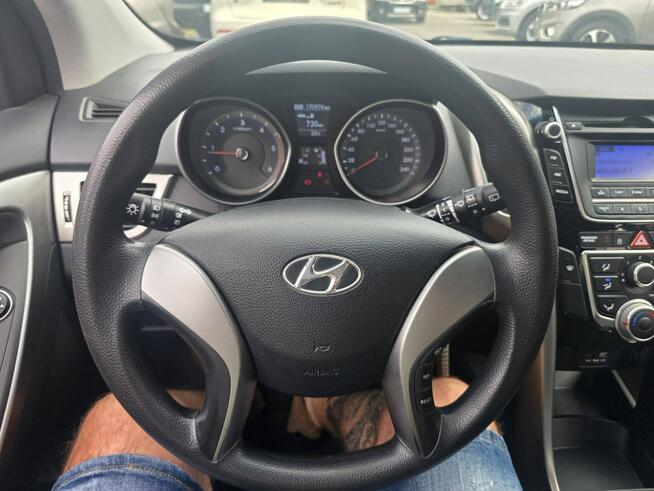 Hyundai i30 1.6 CRDI 110 KM, Klimatyzacja, Isofix, USB, AUX, Polskie Menu, LED