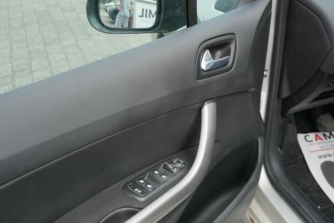 Peugeot 308 zarejestrowany, ubezpieczony