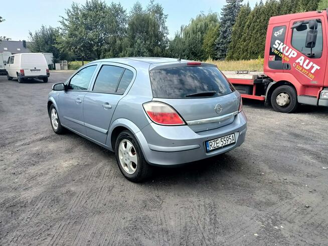 Opel Astra 1.6 05r