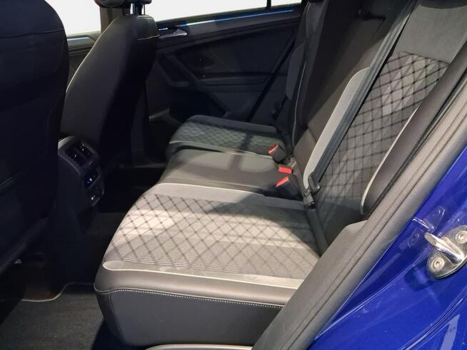 Volkswagen Tiguan VAT 23% R-line 2.0TDI 200KM DSG 4motion 2022 r., salon PL