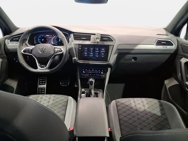 Volkswagen Tiguan VAT 23% R-line 2.0TDI 200KM DSG 4motion 2022 r., salon PL