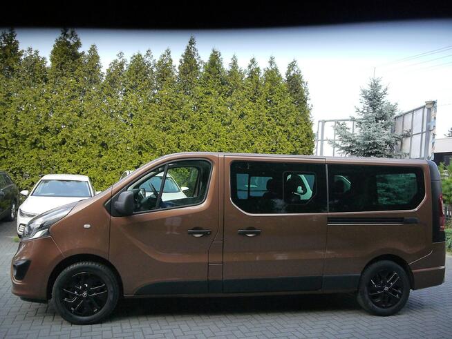Opel Vivaro 8os 150tyś km Navi Kamera Stan bdb Bezwypadkowy z Niemiec Gwarancja12m